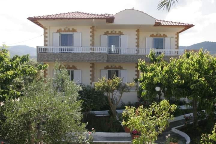 Villa Irida Sarti Bagian luar foto